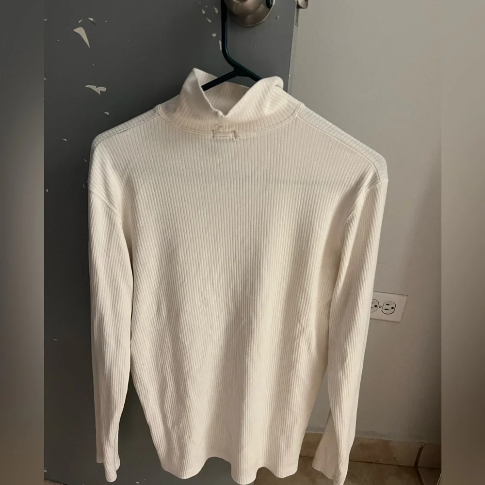 Perfect basic crew neck - Picture 2 of 3
